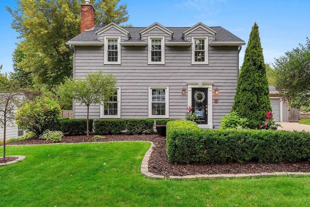 254 WARREN COURT, Green Bay, WI 54301