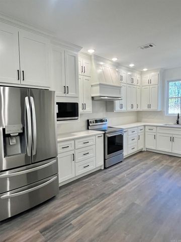 137 Leatherwood Circle, Batesville, AR 72501