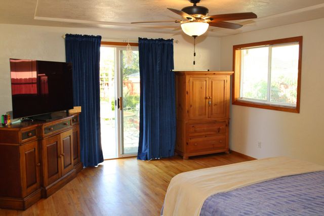 3011 Edgewood Drive, Medford, OR 97504