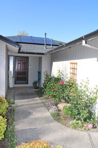 3011 Edgewood Drive, Medford, OR 97504