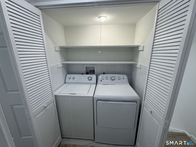 4 Earls Court C, Farmington, CT 06032