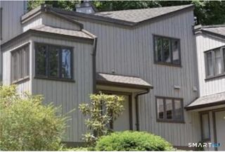 4 Earls Court C, Farmington, CT 06032