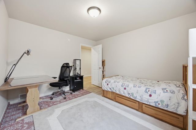 7045 14th Street S, Fargo, ND 58104