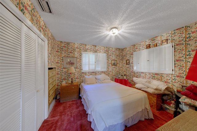 1105 WOODCREST AVENUE, Clearwater, FL 33756