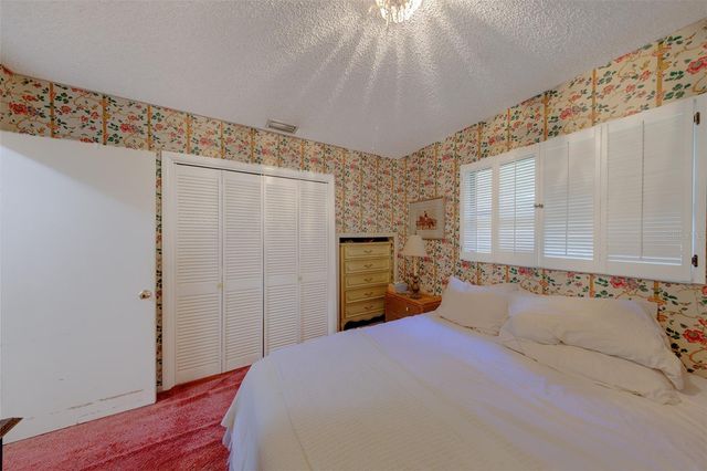 1105 WOODCREST AVENUE, Clearwater, FL 33756