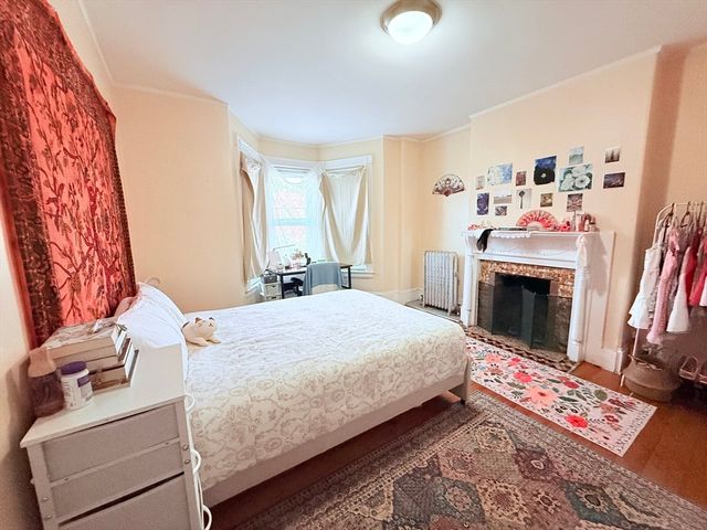 220-224 Washington 7A, Brookline, MA 02445