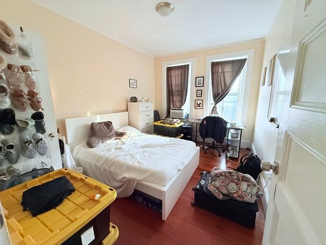 220-224 Washington 7A, Brookline, MA 02445