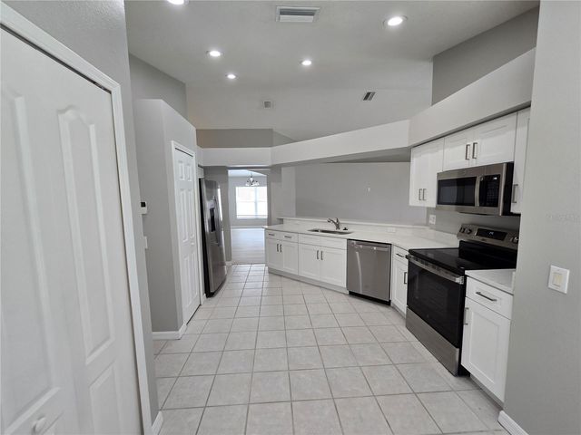 2721 PANKAW LANE, Valrico, FL 33596
