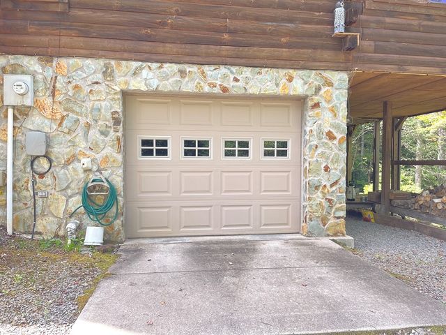 3021 Hanging Dog Road, Murphy, NC 28906