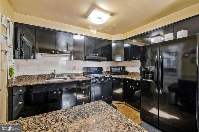 1307 WOODLARK DR, District Heights, MD 20747