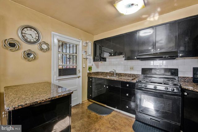 1307 WOODLARK DR, District Heights, MD 20747