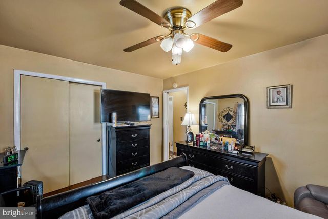 1307 WOODLARK DR, District Heights, MD 20747