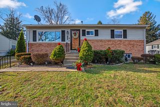 1307 WOODLARK DR, District Heights, MD 20747