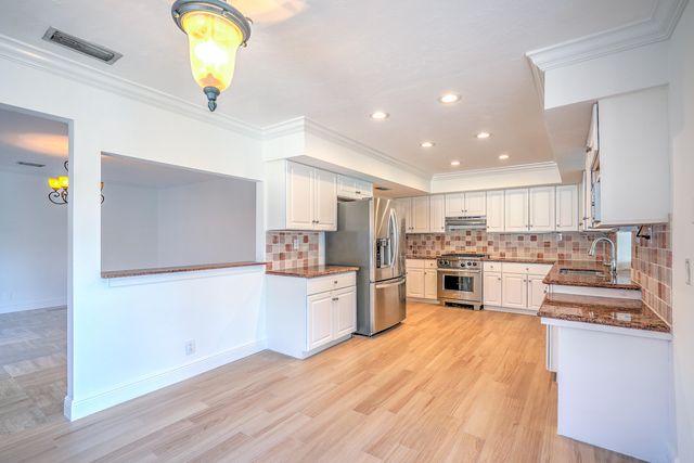5730 Vista Linda Lane, Boca Raton, FL 33433