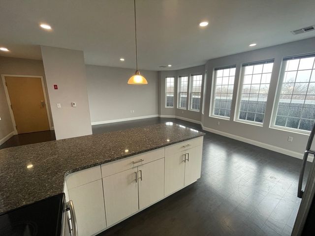 431 River Street 503, Waltham, MA 02453