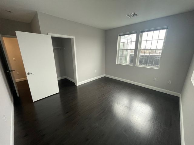 431 River Street 503, Waltham, MA 02453