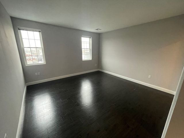 431 River Street 503, Waltham, MA 02453