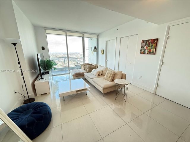 92 SW 3rd St 3709, Miami, FL 33130