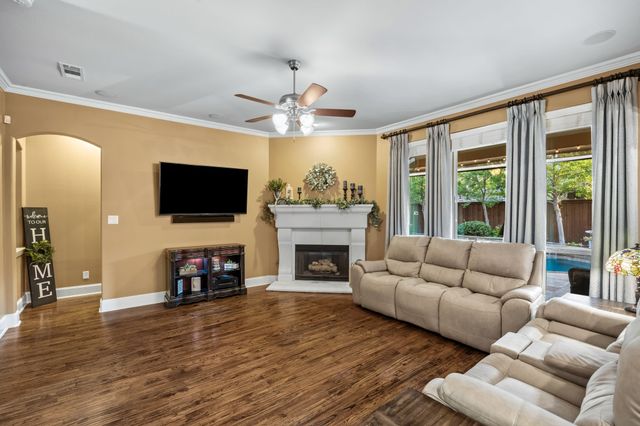 3308 Linkwood, The Colony, TX 75056