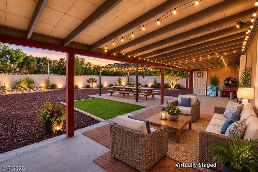 3272 Tularosa Lane, Las Vegas, NV 89122 — photo 2