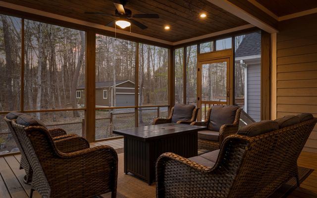 2821 Clear Brooks Drive, Signal Mountain, TN 37377