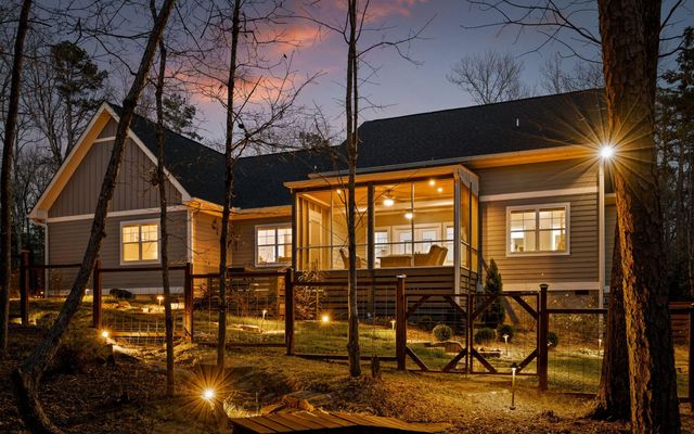 2821 Clear Brooks Drive, Signal Mountain, TN 37377