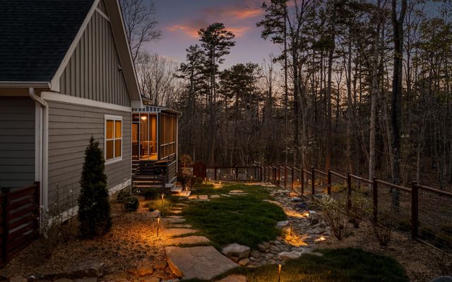 2821 Clear Brooks Drive, Signal Mountain, TN 37377