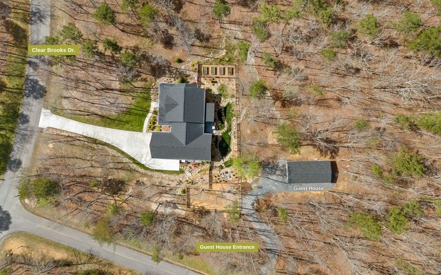 2821 Clear Brooks Drive, Signal Mountain, TN 37377