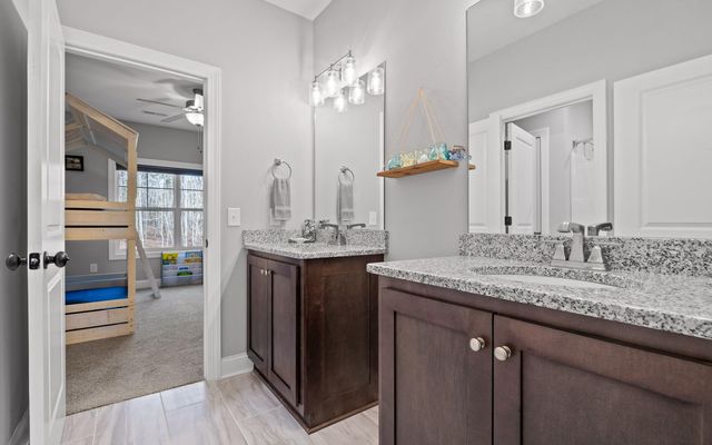 2821 Clear Brooks Drive, Signal Mountain, TN 37377