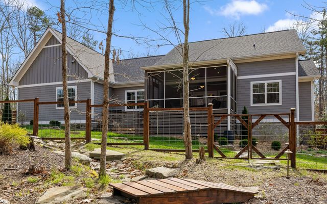 2821 Clear Brooks Drive, Signal Mountain, TN 37377