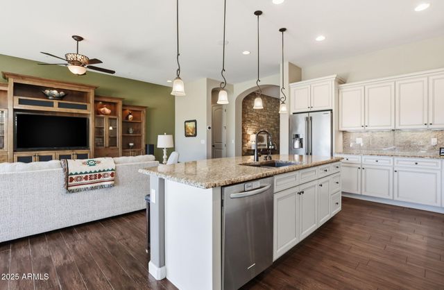 1925 N Woodruff --, Mesa, AZ 85207