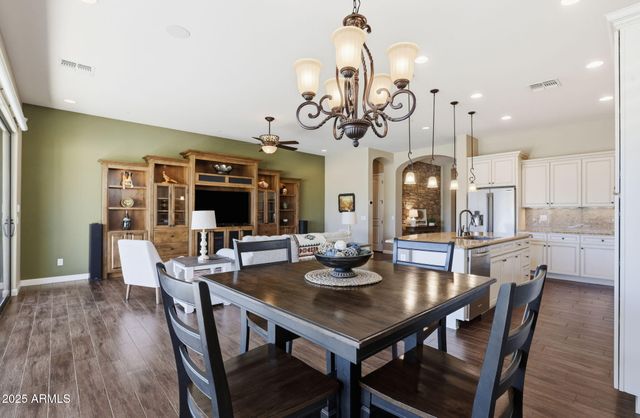 1925 N Woodruff --, Mesa, AZ 85207