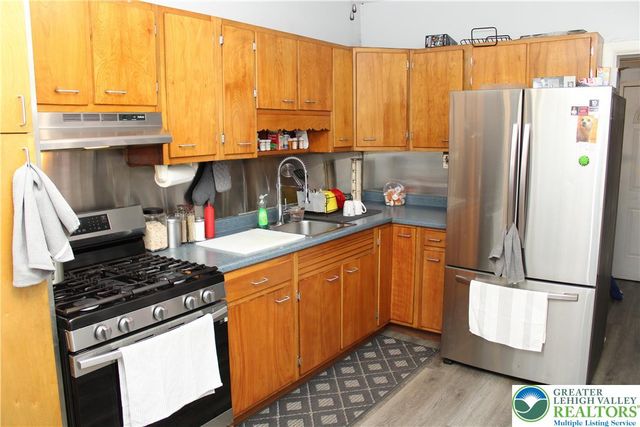 939 North 5th, Allentown City, PA 18102