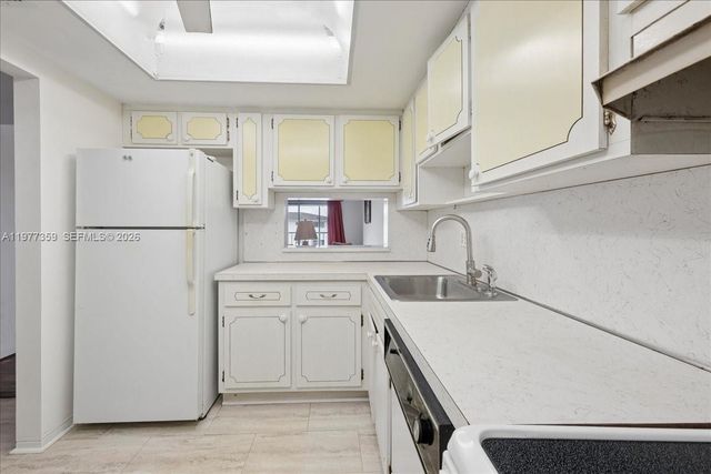 1200 Hillcrest Ct 315 315, Hollywood, FL 33021