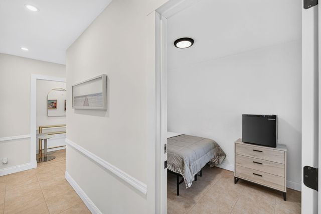2101 SE 4TH Avenue, Fort Lauderdale, FL 33316