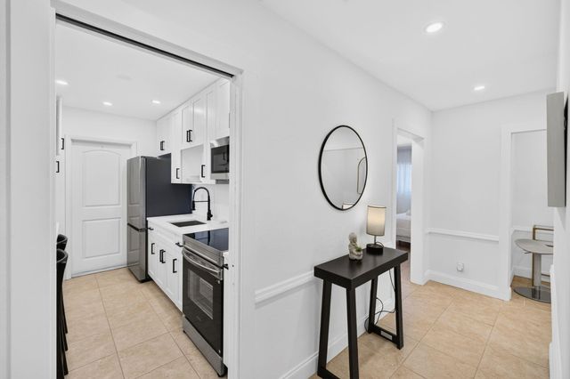 2101 SE 4TH Avenue, Fort Lauderdale, FL 33316
