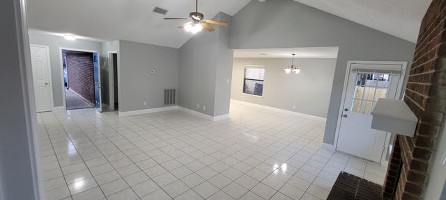 16207 Parkway DR, Pflugerville, TX 78660