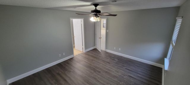 16207 Parkway DR, Pflugerville, TX 78660