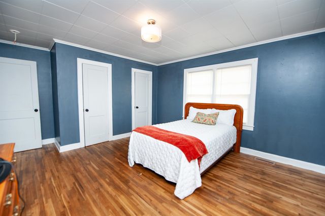 57 Gosnell Ave, Inman, SC 29349