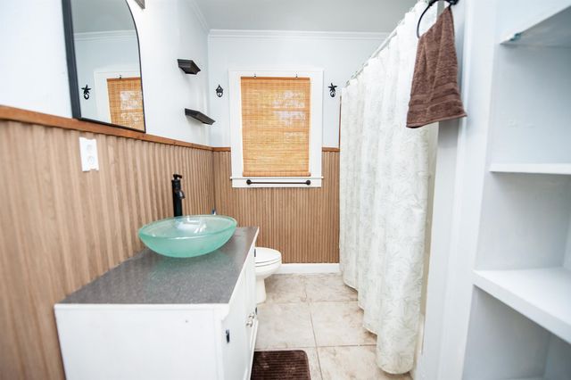 57 Gosnell Ave, Inman, SC 29349