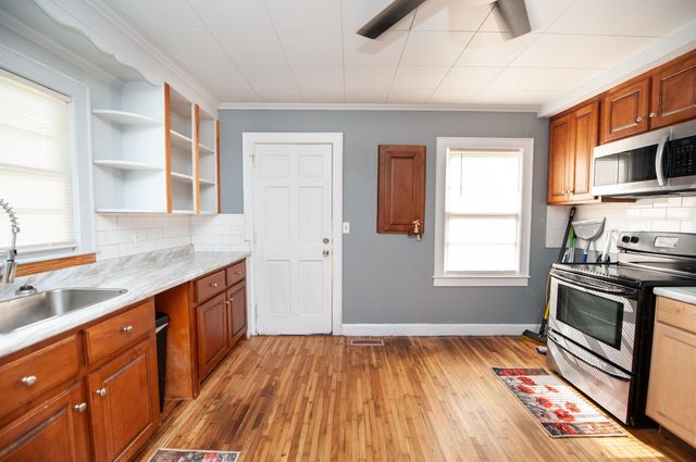 57 Gosnell Ave, Inman, SC 29349