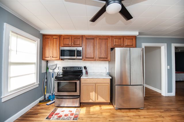 57 Gosnell Ave, Inman, SC 29349