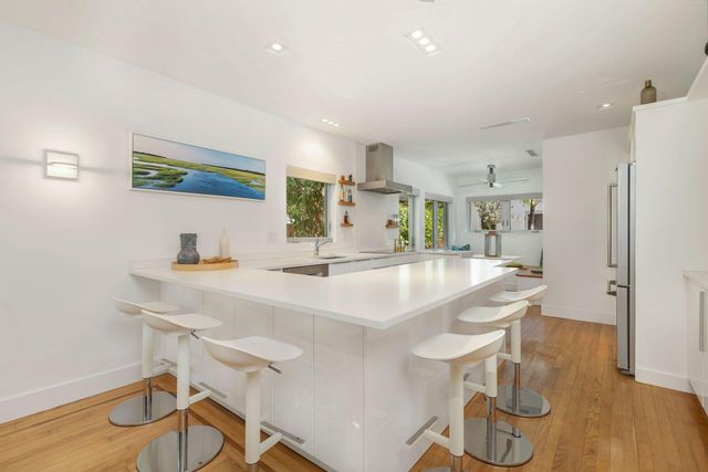 711 Ardmore Road, West Palm Beach, FL 33401