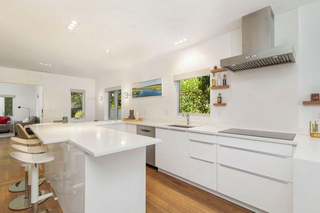 711 Ardmore Road, West Palm Beach, FL 33401