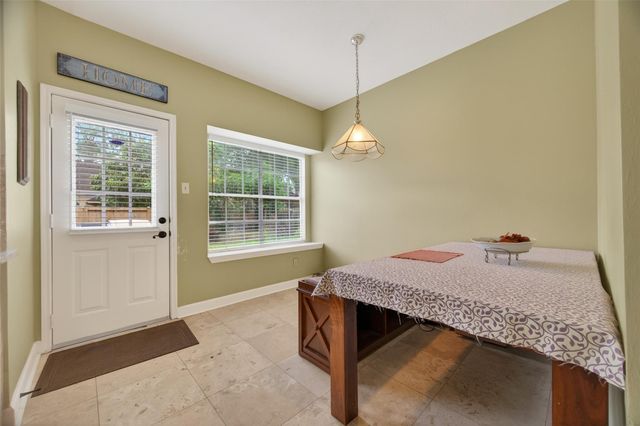 6810 Knoll Park Drive, Sugar Land, TX 77479