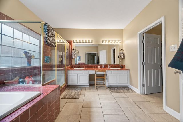 6810 Knoll Park Drive, Sugar Land, TX 77479