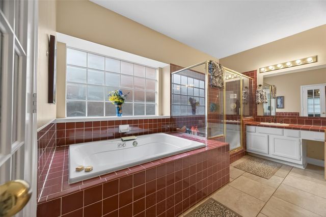 6810 Knoll Park Drive, Sugar Land, TX 77479