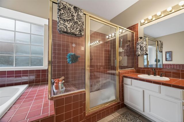 6810 Knoll Park Drive, Sugar Land, TX 77479