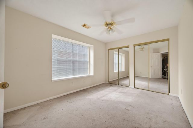 6810 Knoll Park Drive, Sugar Land, TX 77479