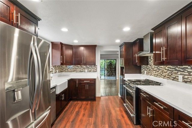 5048 W 121st Street, Hawthorne, CA 90250